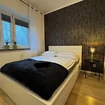 Nowolipie 16, Center * Warszawa